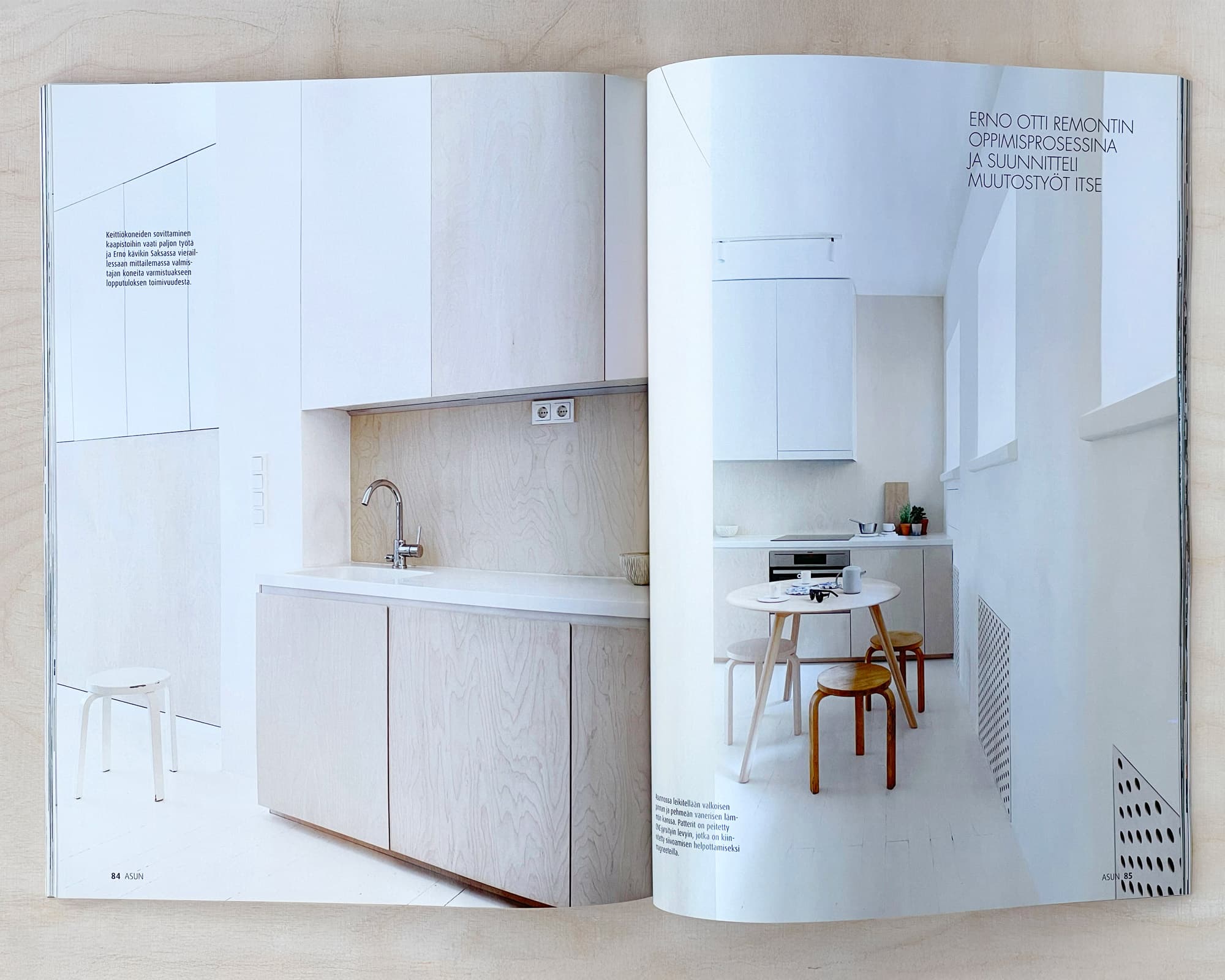Minimalistic Apartment Renovation by Reko Hämäläinen / Rekon Struktio